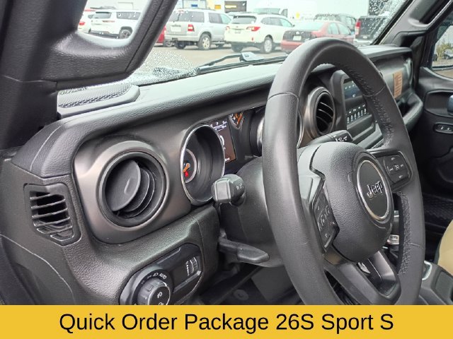 Used 2023 Jeep Gladiator Sport AWD/4WD image 11
