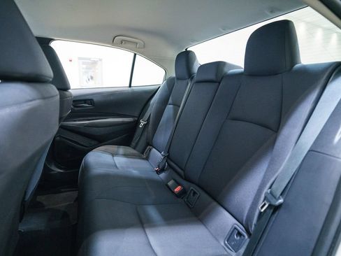 Used 2025 Toyota Corolla LE FWD image 30