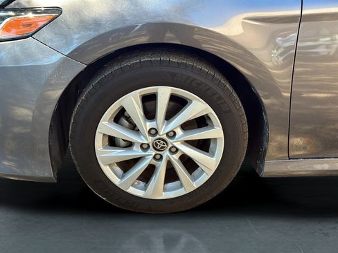 Used 2021 Toyota Camry LE FWD image 42