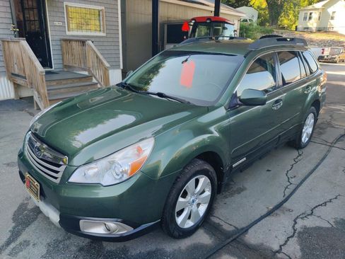 Used 2012 Subaru Outback 2.5i Limited w/ Popular Pkg 1A AWD/4WD image 2