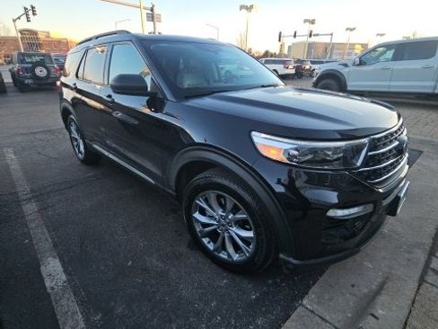 Certified 2023 Ford Explorer XLT w/ Equipment Group 202A image 1