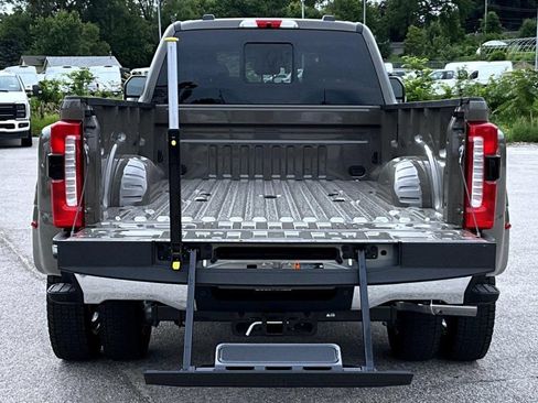 New 2026 Ford F450 Lariat w/ Lariat Ultimate Package AWD/4WD image 10