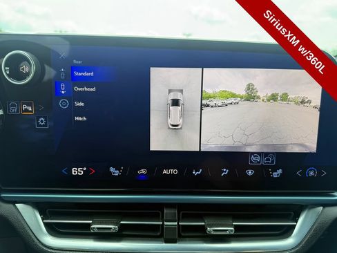 Used 2024 Chevrolet Equinox EV LT w/ LPO, All-Weather Mat Package FWD image 27