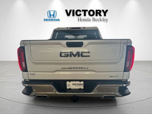 Used 2023 GMC Sierra 1500 SLT AWD/4WD image 4