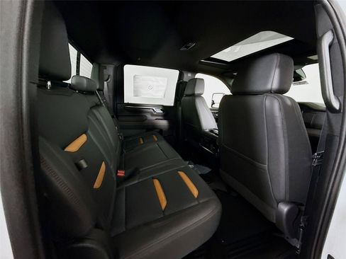 New 2026 GMC Sierra 3500 AT4 w/ AT4 Premium Plus Package AWD/4WD image 22