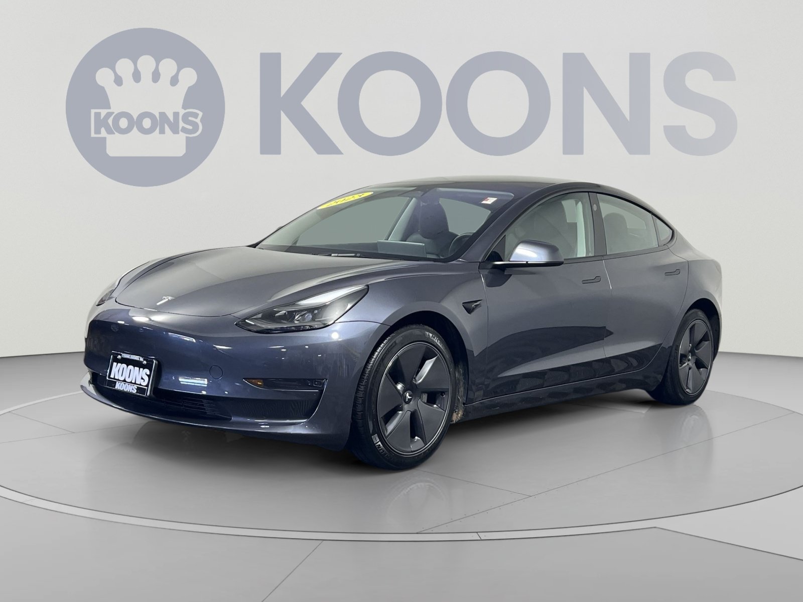 Used 2023 Tesla Model 3 Standard Range RWD image 1