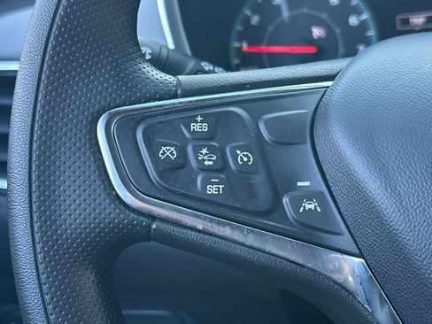 Used 2024 Chevrolet Equinox LS image 36