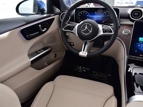 Certified 2025 Mercedes-Benz C 300 4MATIC Sedan image 23