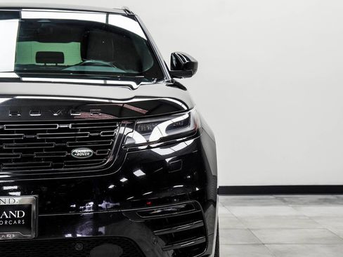 Used 2025 Land Rover Range Rover Velar Dynamic SE image 4