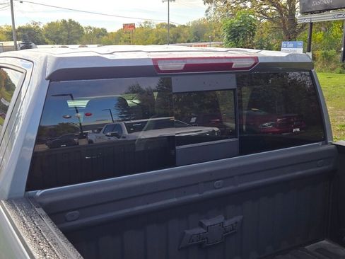 Used 2024 Chevrolet Silverado 1500 RST image 14