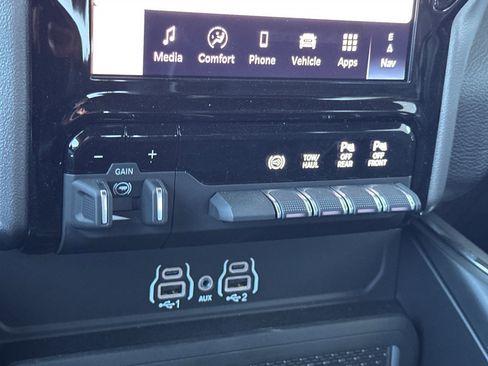 New 2026 RAM 2500 Laramie w/ Night Edition image 19