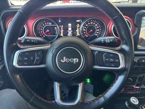 Used 2021 Jeep Gladiator Rubicon AWD/4WD image 31