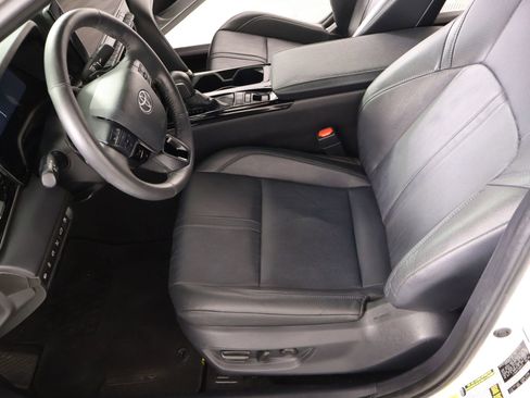 Used 2025 Toyota Camry XSE w/ Premium Plus Package FWD image 11