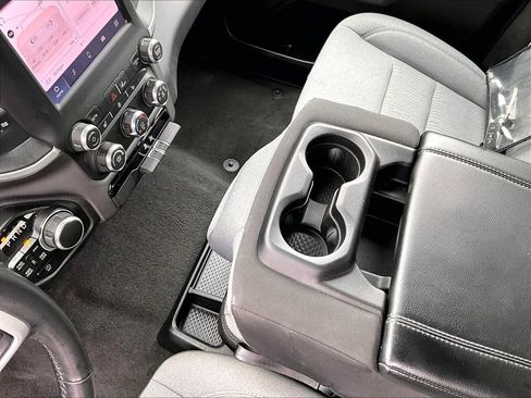 Used 2023 RAM 1500 Big Horn AWD/4WD image 16