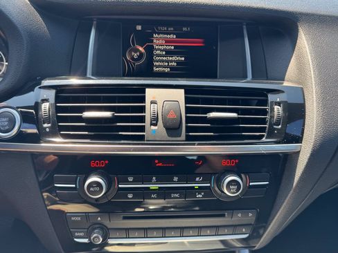 Used 2017 BMW X3 sDrive28i w/ M Sport RWD image 14