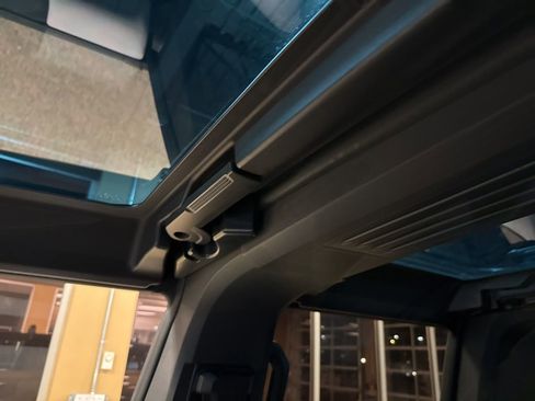 Used 2025 GMC Hummer EV 3X w/ LPO, Sport Package image 44