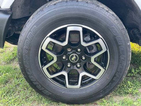 Used 2022 Ford Bronco Outer Banks AWD/4WD image 27