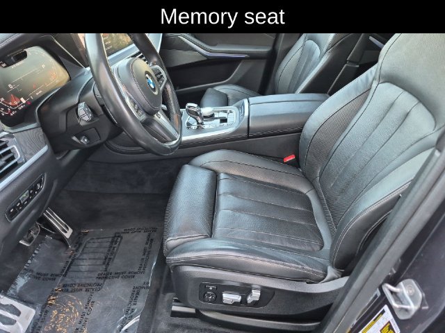 Used 2020 BMW X7 M50i AWD/4WD image 12