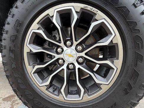 Certified 2022 Chevrolet Colorado ZR2 AWD/4WD image 37