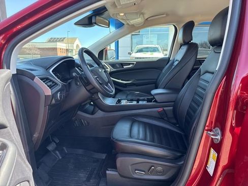 Used 2019 Ford Edge SEL w/ Equipment Group 201A image 13