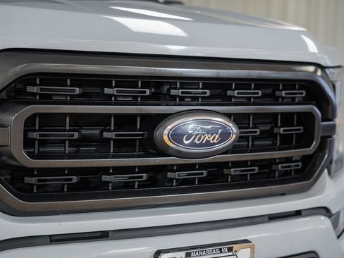 Used 2022 Ford F150 XLT w/ Equipment Group 302A High AWD/4WD image 13