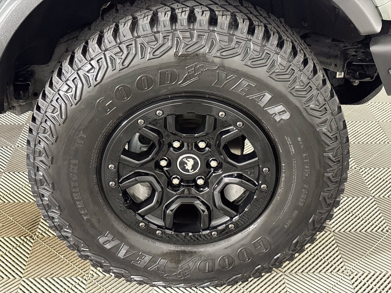 Used 2021 Ford Bronco First Edition AWD/4WD image 31
