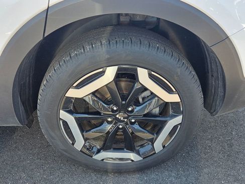 Used 2025 Kia Telluride S AWD/4WD image 10
