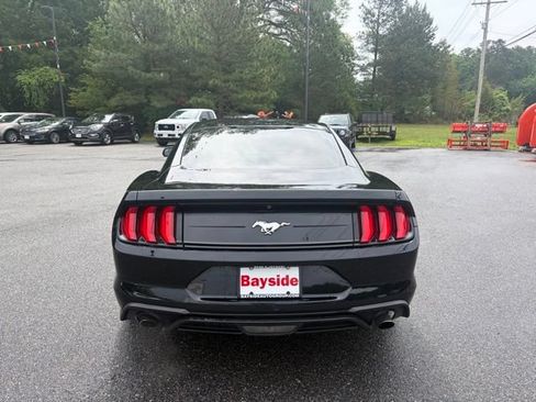 Used 2018 Ford Mustang Coupe RWD image 18