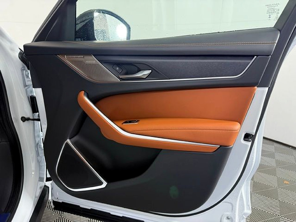 New 2026 Jaguar F-PACE R-Dynamic S AWD/4WD image 28