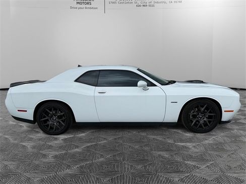 Used 2017 Dodge Challenger R/T Plus image 4