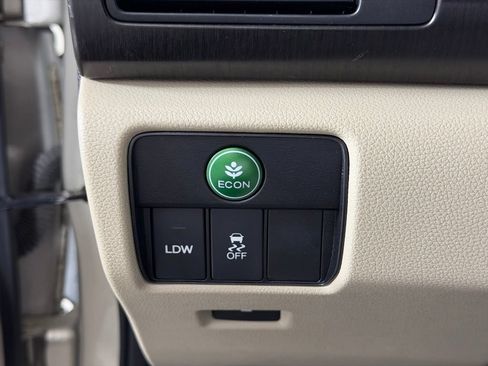 Used 2015 Honda Accord EX-L image 24