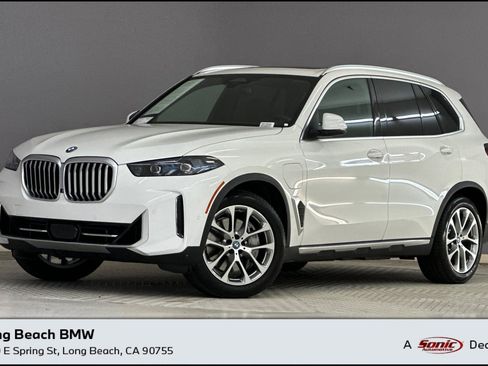 Certified 2025 BMW X5 xDrive50e w/ Premium Package image 1