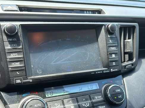 Used 2017 Toyota RAV4 Platinum w/ All Weather Liner Package AWD/4WD image 18