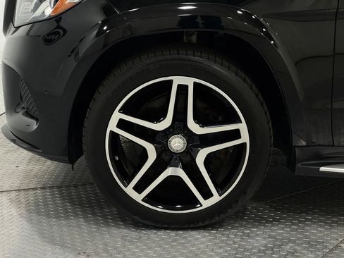 Used 2017 Mercedes-Benz GLS 550 4MATIC image 39