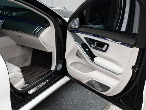 Used 2022 Mercedes-Benz Maybach S 580 4MATIC image 31