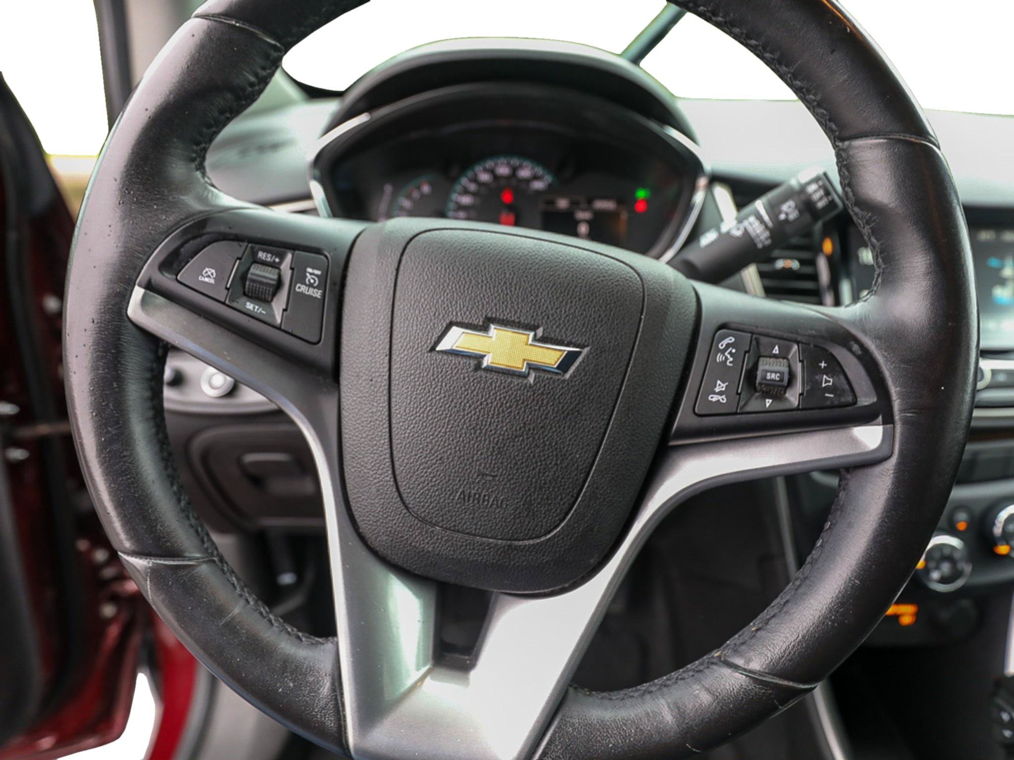 Used 2017 Chevrolet Trax LT w/ Driver Confidence Package AWD/4WD image 15