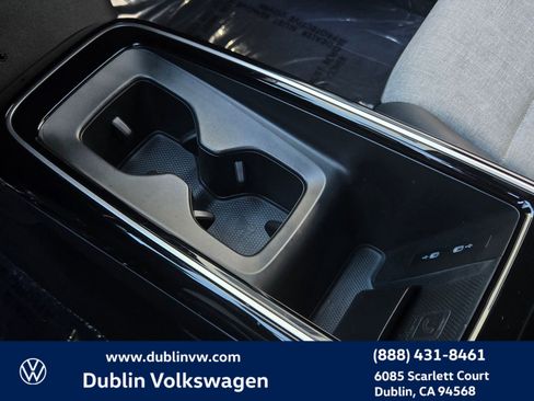 Certified 2023 Volkswagen ID.4 Pro image 16