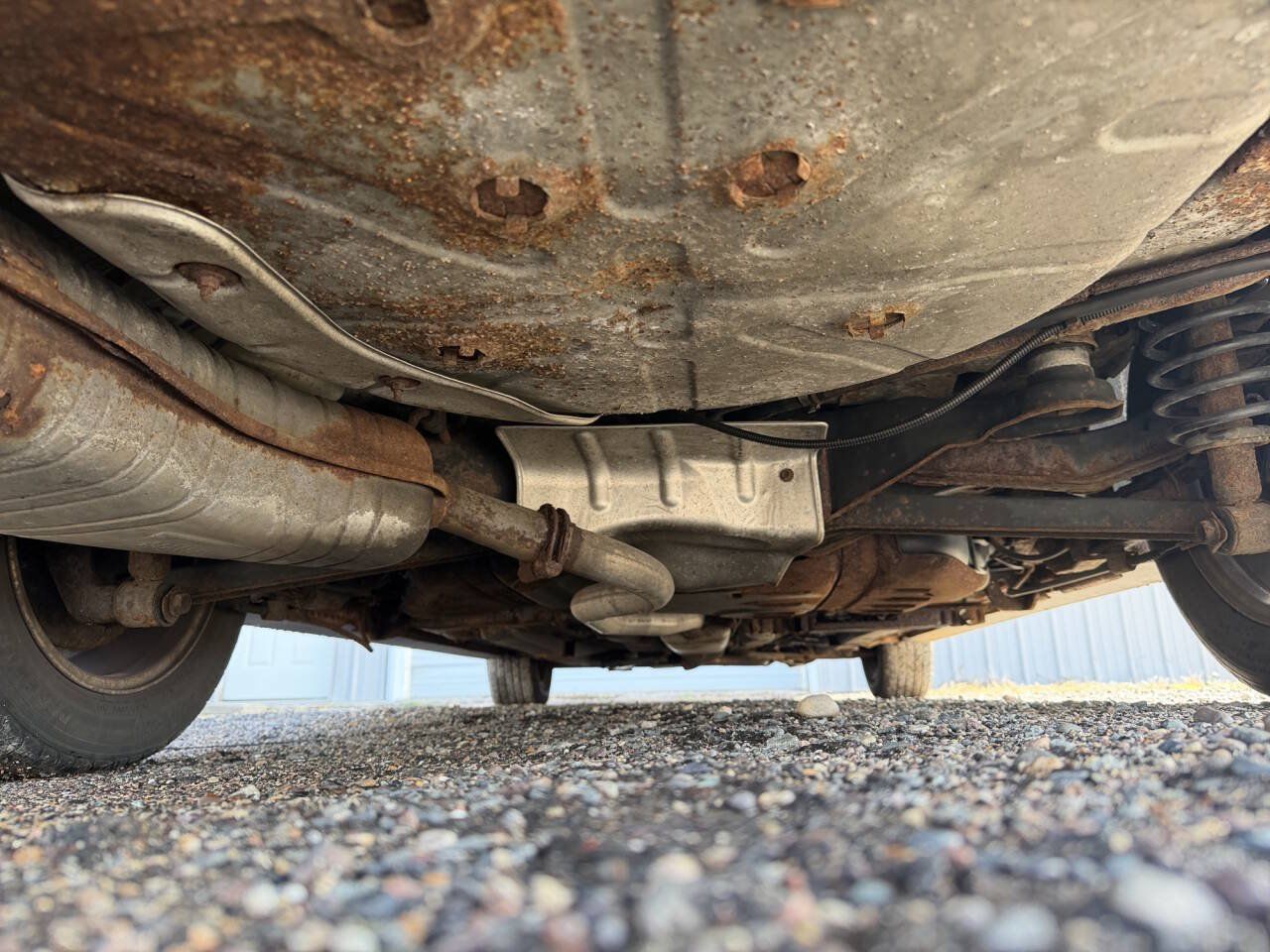 Used 2000 Saturn L-Series LS2 FWD image 16