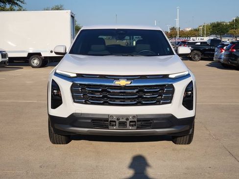 Used 2026 Chevrolet Equinox LT FWD image 10