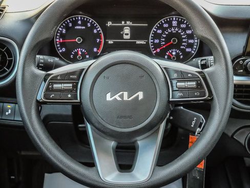 Used 2024 Kia Forte LXS w/ LXS Technology Package FWD image 24