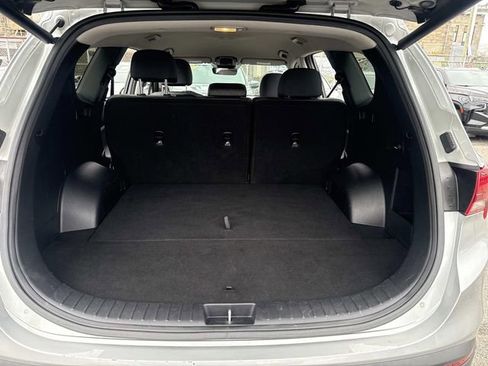 Used 2023 Hyundai Santa Fe SEL image 9