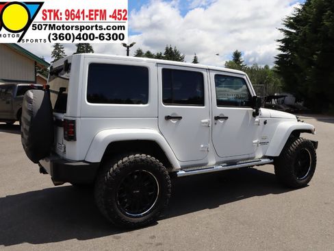 Used 2013 Jeep Wrangler Unlimited Sahara w/ Mopar Chrome Edition Group AWD/4WD image 8