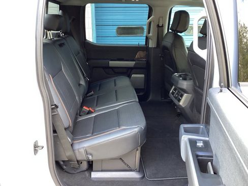 New 2026 Ford F250 Lariat w/ Black Appearance Package image 33