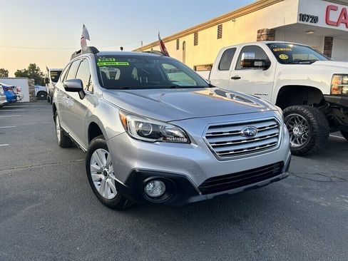 Used 2017 Subaru Outback 2.5i Premium image 40