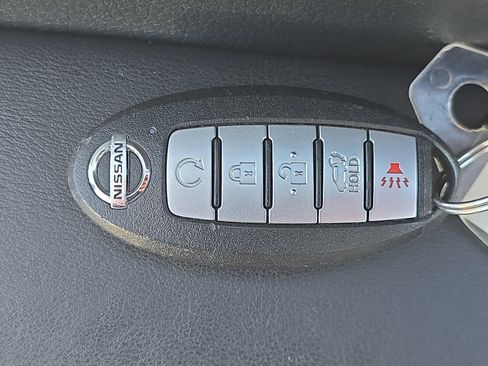 Used 2019 Nissan Rogue SV w/ Sun & Sound Touring Package image 36