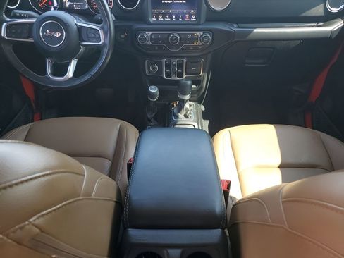 Used 2020 Jeep Gladiator Overland image 21