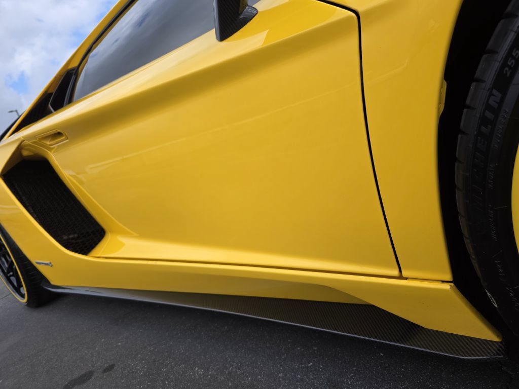 Used 2018 Lamborghini Aventador S AWD/4WD image 24