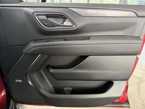 Used 2024 Chevrolet Tahoe RST image 31