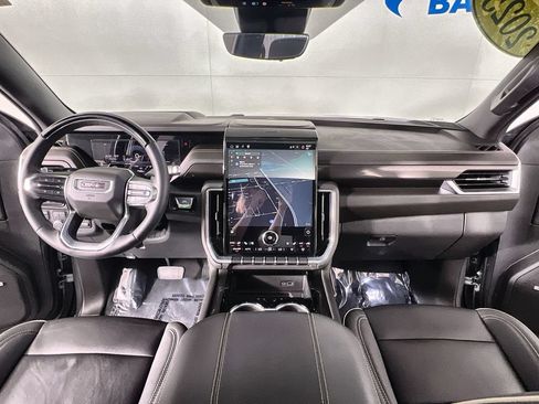 Used 2025 GMC Yukon Elevation w/ Elevation Premium Package AWD/4WD image 22