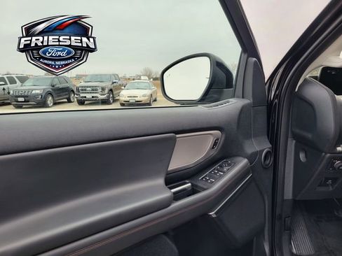 Used 2025 Ford Expedition Max Active image 10